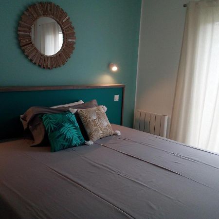 Les Palmiers - Vacation Home Saint-Xandre Экстерьер фото